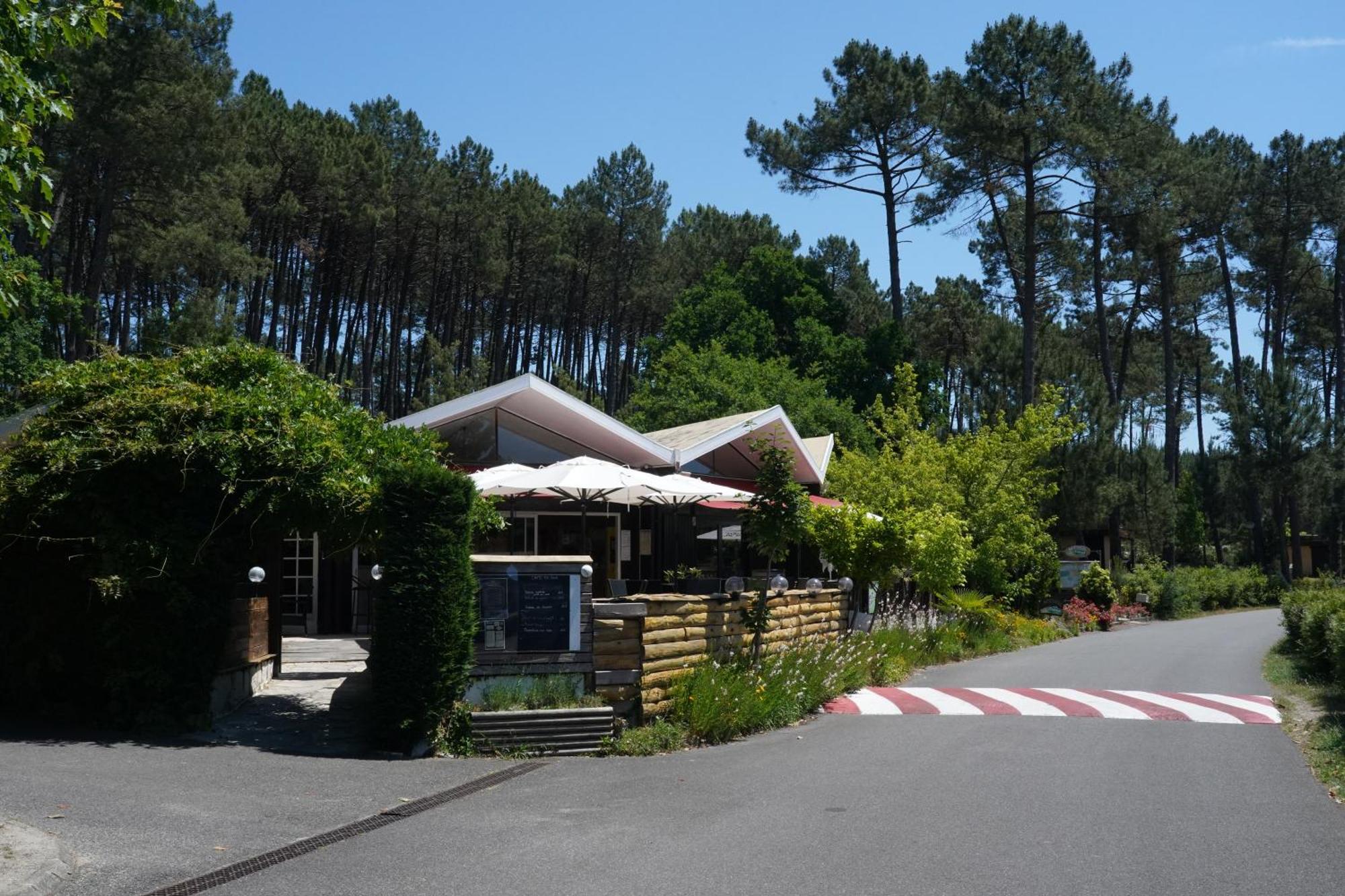 Village Vacances Les Chenes De 莱昂 外观 照片